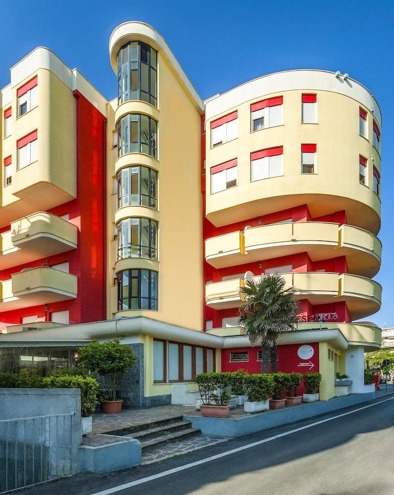 Hotel Esperia 3*