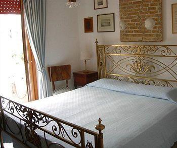 Hotel Esperia 3*