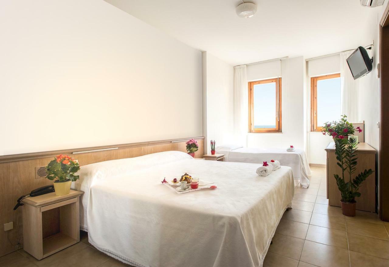 Esperia 3* Alba Adriatica